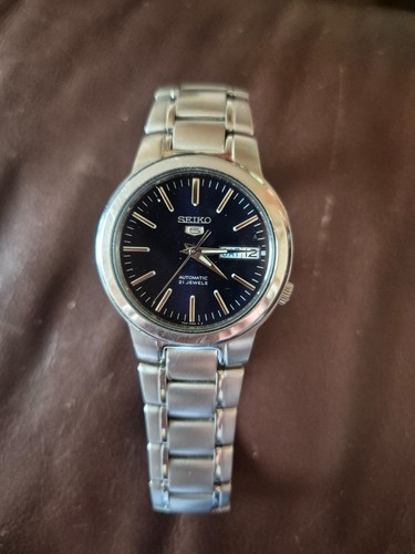 Seiko automatic blue dial - blue,