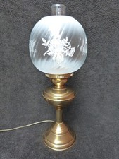 VINTAGE OIL LAMP STYLE LAMP TABLE LAMP BRASS GLASS GLOBE ELECTRIC ENGLAND