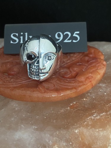 Silver skull ring half - skull,