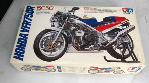 Tamiya 14057 honda - tamiya,