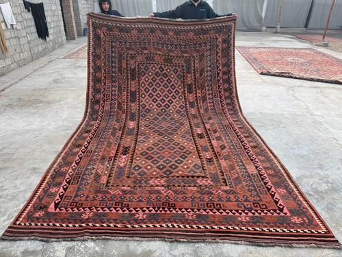 Oversized afghan hand - afghan, hand-woven
