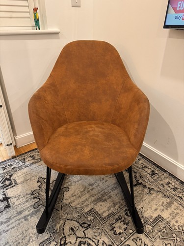 Nursing rocking chair - nursing/rocking,