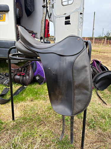 17inch bates caprilli dressage - 17inch,