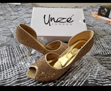 Womens Gold Glittery Heels