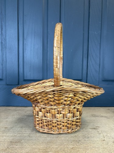 Small vintage wicker - small,