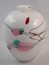 WILLIAM WALKER ART GLASS STUDIO BUD VASE CHINESE RANGE ISLE OF WIGHT
