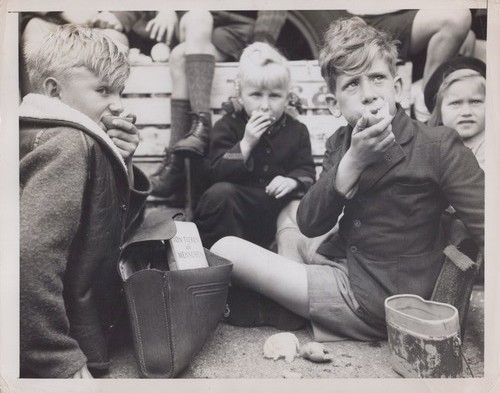 Postwar berlin hungry children - hungry,