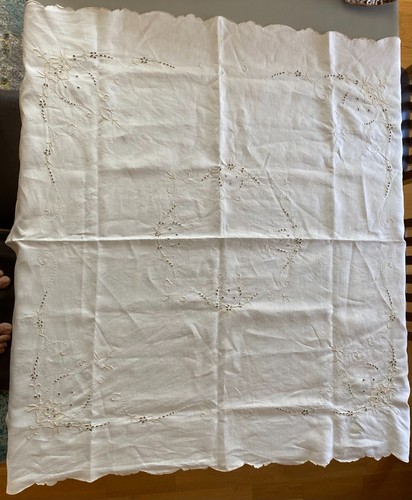 Vintage cutwork hand - &,