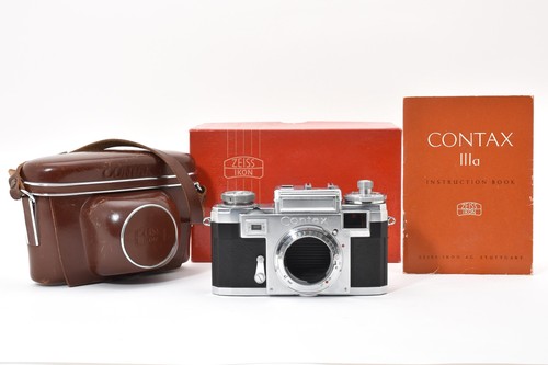 Top mint case zeiss ikon - [top, w/case]