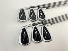 Taylormade R9 Irons 5-PW Fujikura Regular Graphite /Right /New Grips /28498