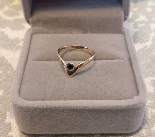 9ct yellow gold - yellow, ring