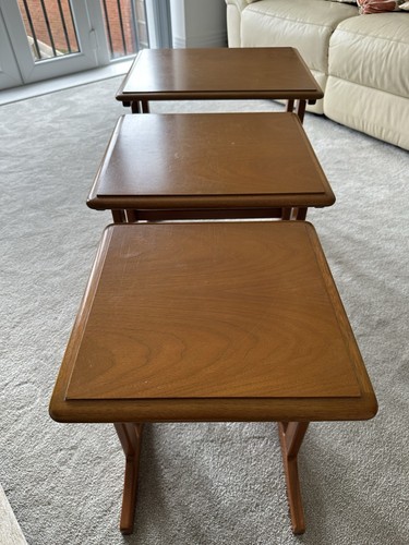 Nest tables set pieces - nest, of