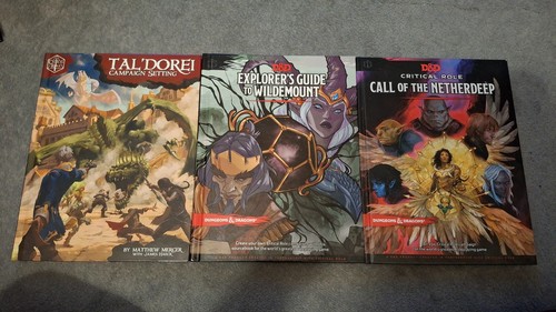 Dungeons and dragons books - ,