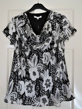 BNWT - Ann Harvey Top Size 16