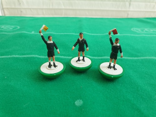 Subbuteo referee linesmen - subbuteo, &
