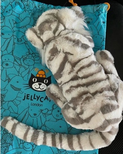 28cm jellycat sacha snow - sacha,