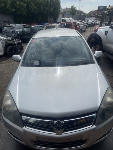Vauxhall astra bonnet front - vauxhall,