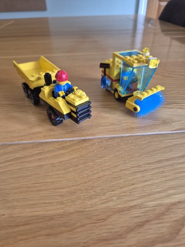 Lego construction truck - truck, +