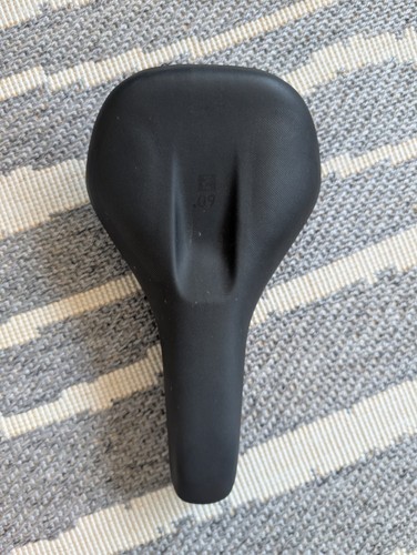 Decathlon saddle degree - saddle,