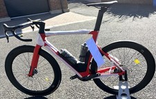 BMC TMR01 Aero Road Disc Brake Bike Brand New Size 54