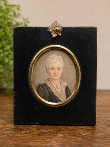 Antique victorian portrait - antique,