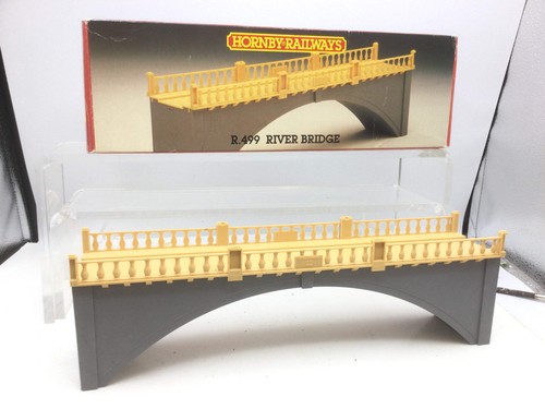 Hornby r499 gauge - hornby, river