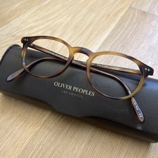 Oliver Peoples 0OV 5004