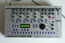 QUASIMIDI RAVE-O-LUTION 309, SUPERB CONDITION, ALL WORKING, ORIG POWER SUPPLY