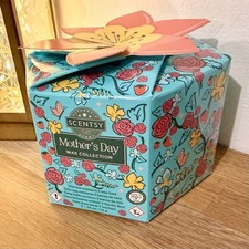 Scentsy Mother’s Day 💐