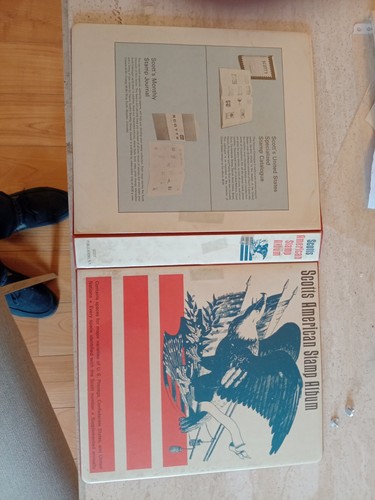 Scotts american stamp album - ,