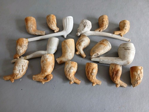 Joblot old clay pipes - of,