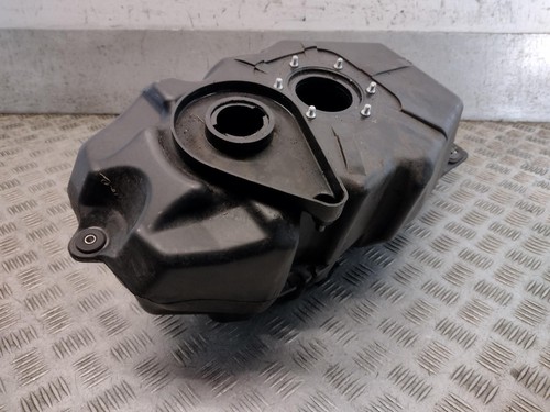 2016 yamaha 125 abs fuel - 125,