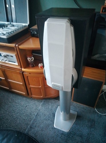 Tecknics speakers feet - tecknics, on