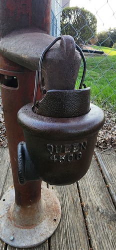 Antique queen cast - "queen, "