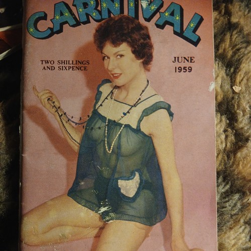Carnival vintage magazines - ,