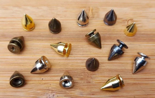Sets spike studs - 15,