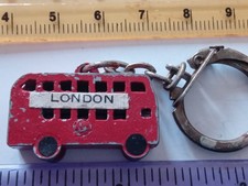 VINTAGE Old Keyring Metal