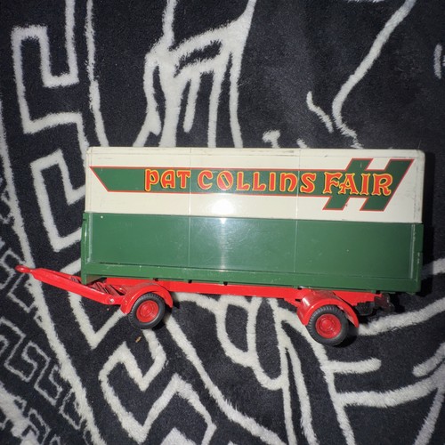 Corgi 09901 showmans pat - corgi,