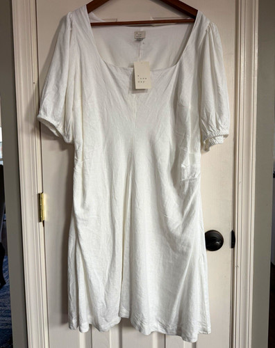 Nwt new day white square - day,