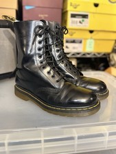 Dr Martens 1490 10 Hole Black