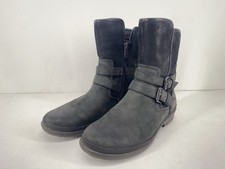 Women's UGG Simmens Boots