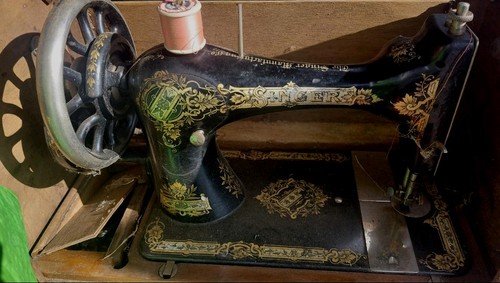 Antique singer sewing - antique,