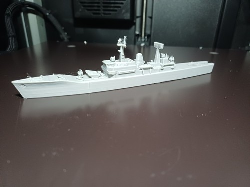 700 leander class frigate - 1/700,