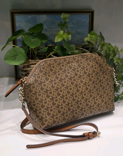 Dkny byrant brown - byrant, monogram