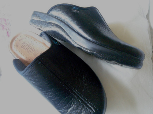 New fly flot anatomic mules - new,