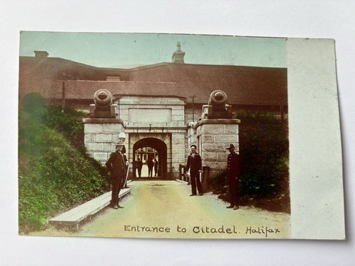 Ww1 postcard entrance to - entrance,