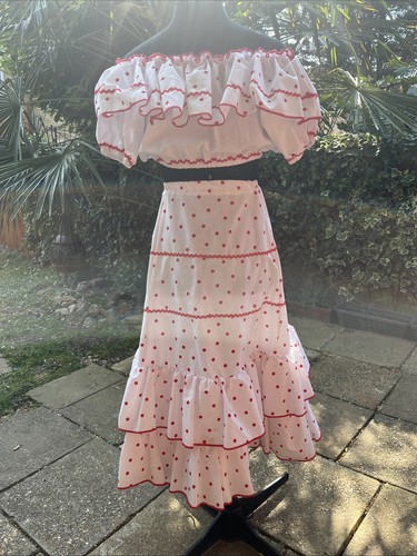 Spanish red polkadot and white - and,