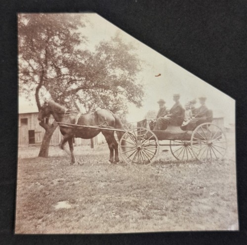 Antique photo family 6 - of,