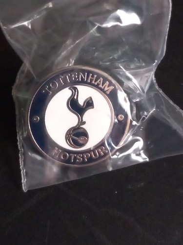 Tottenham hotspur pin badge - tottenham,