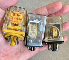 Job Lot #132:  3x Relays RS